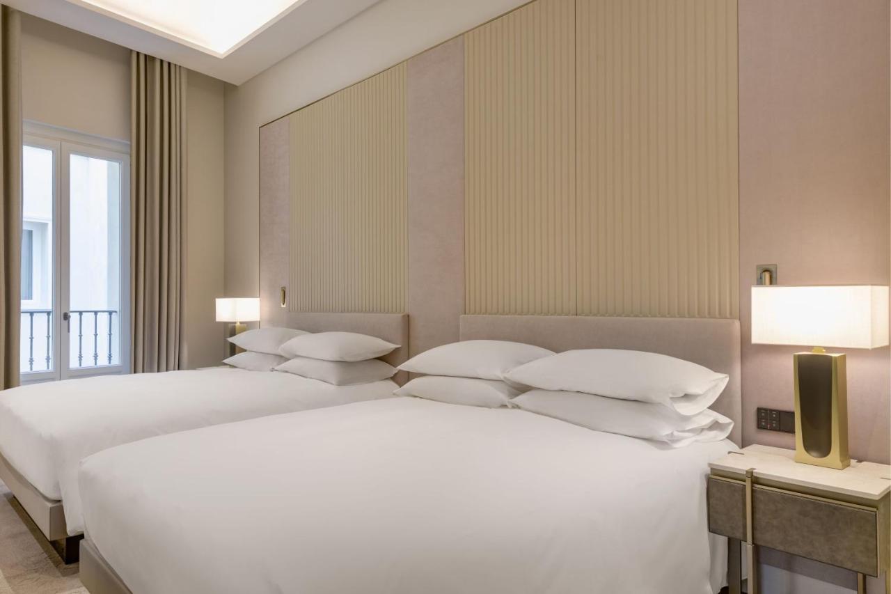Jw Marriott Hotel Madrid Exterior foto